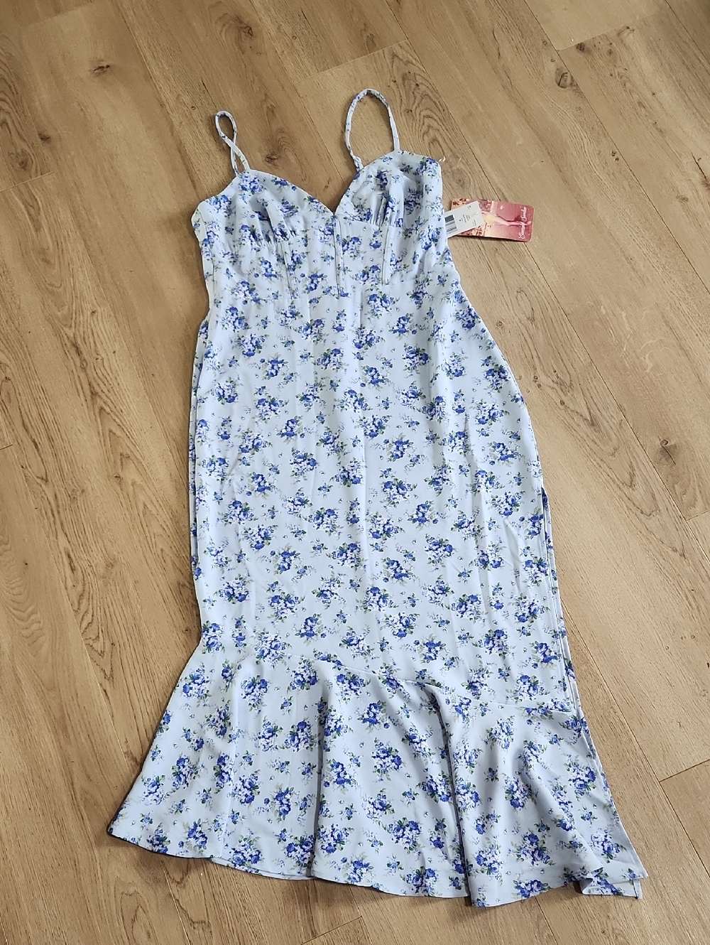 NWT Emerald Sundae Midi Foral Dress From Dry Goods